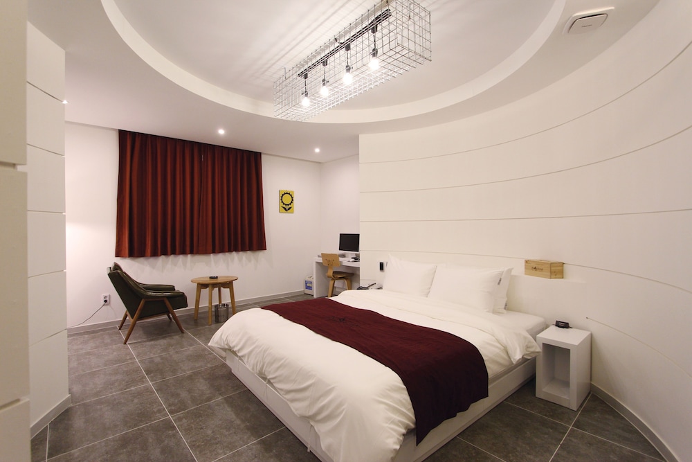 Brown-Dot Hotel Daegu Hyukshin Doshi 26/50