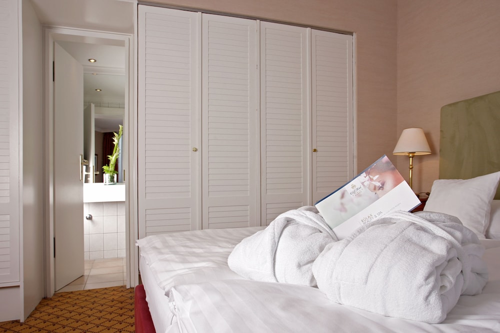 Cliff Hotel Rugen Resort Spa 24/72