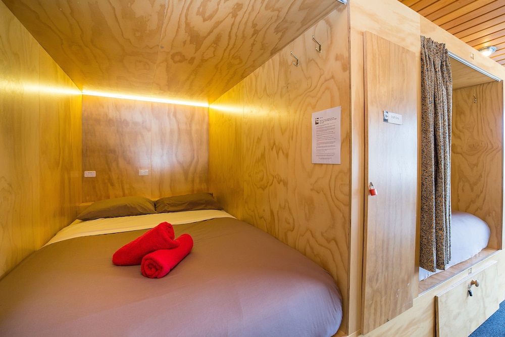 Tahuna Pod Hostel 23/50