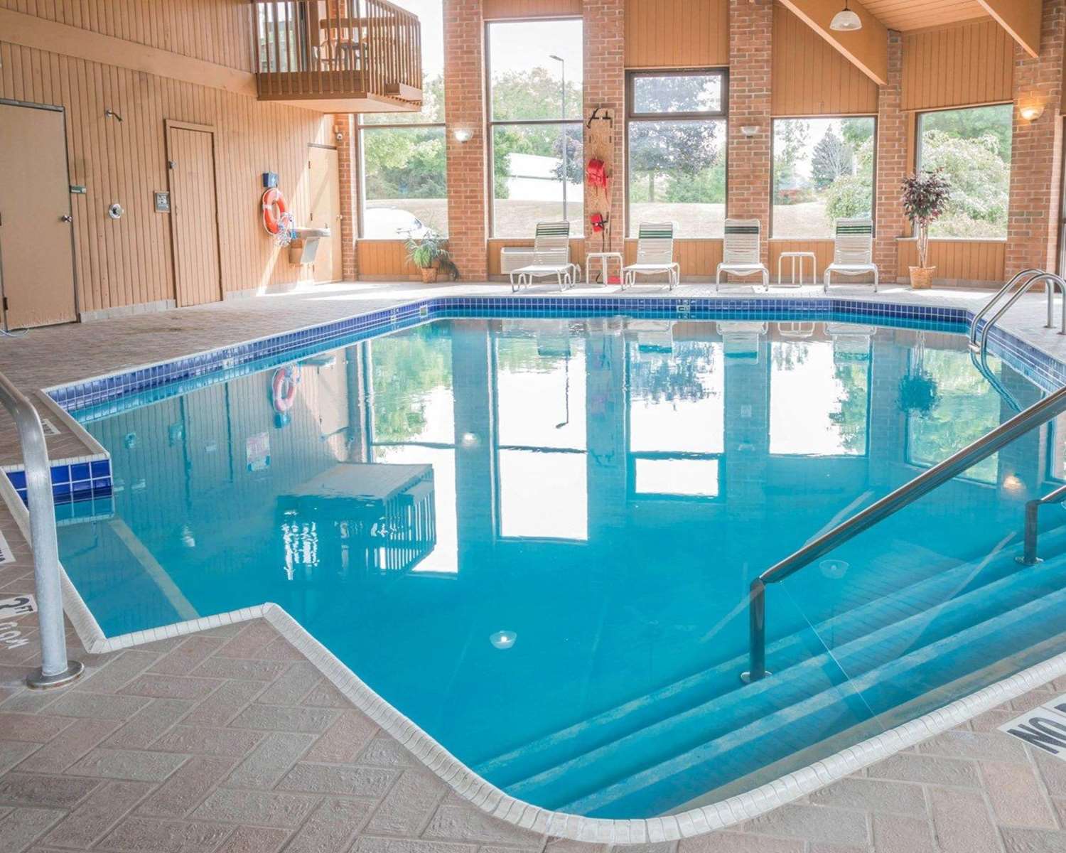 Quality Inn Grand Rapids North 6/11