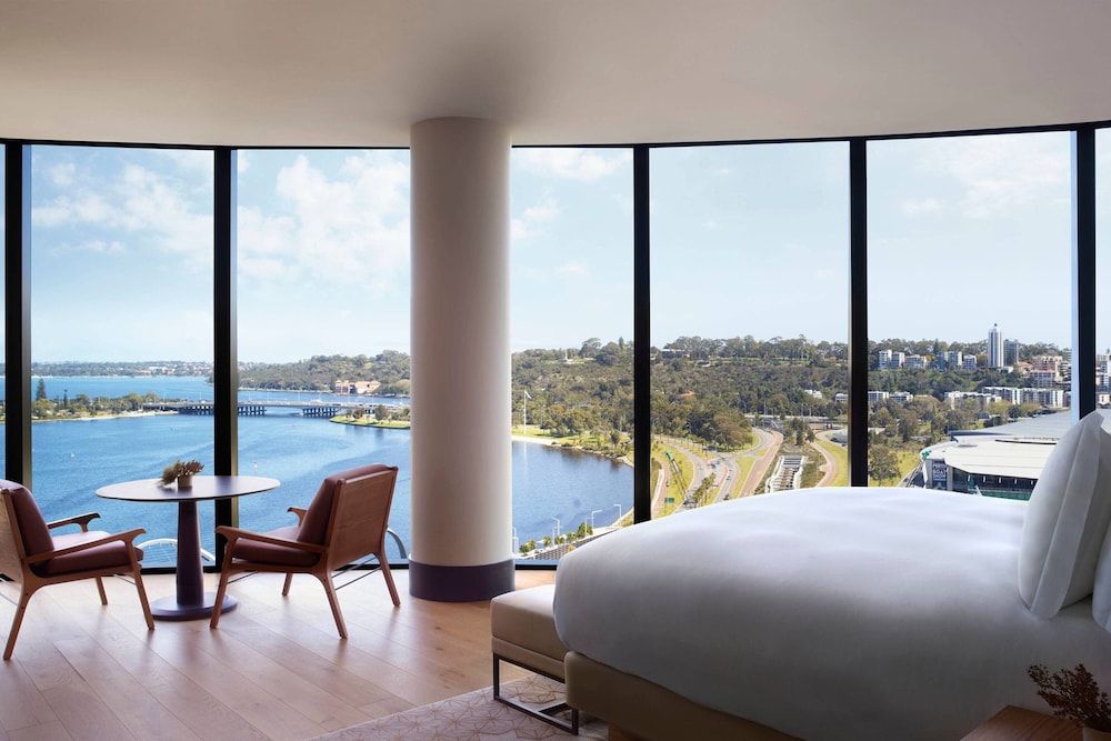 The Ritz-Carlton Perth 10/50