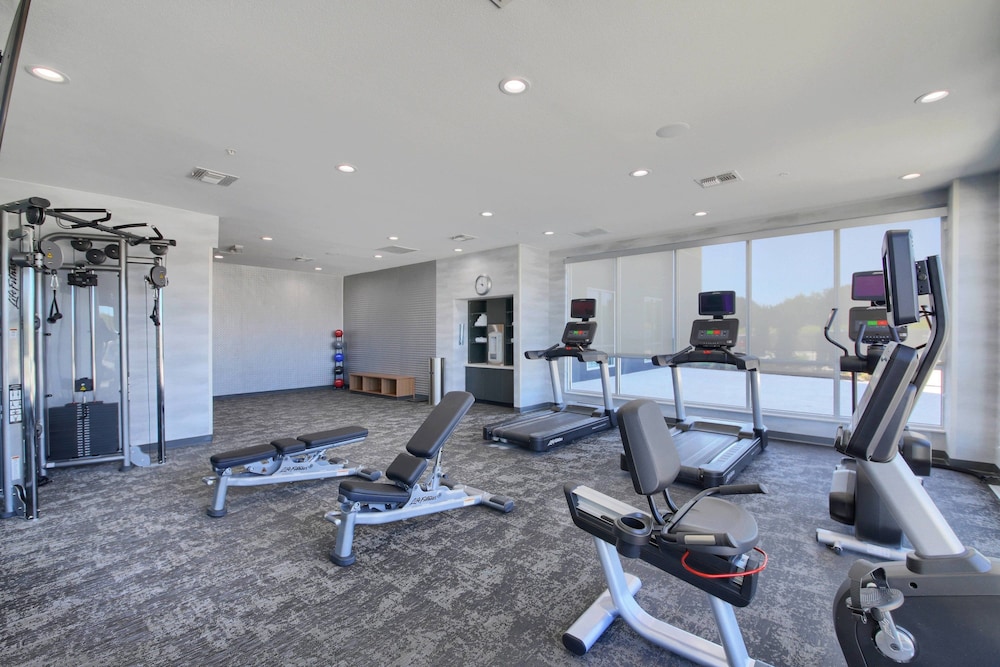 Fairfield Inn And Suites By Marriott Dallas Cedar Hill 24/42