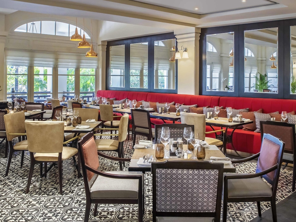 Raffles Hotel Le Royal 65/78