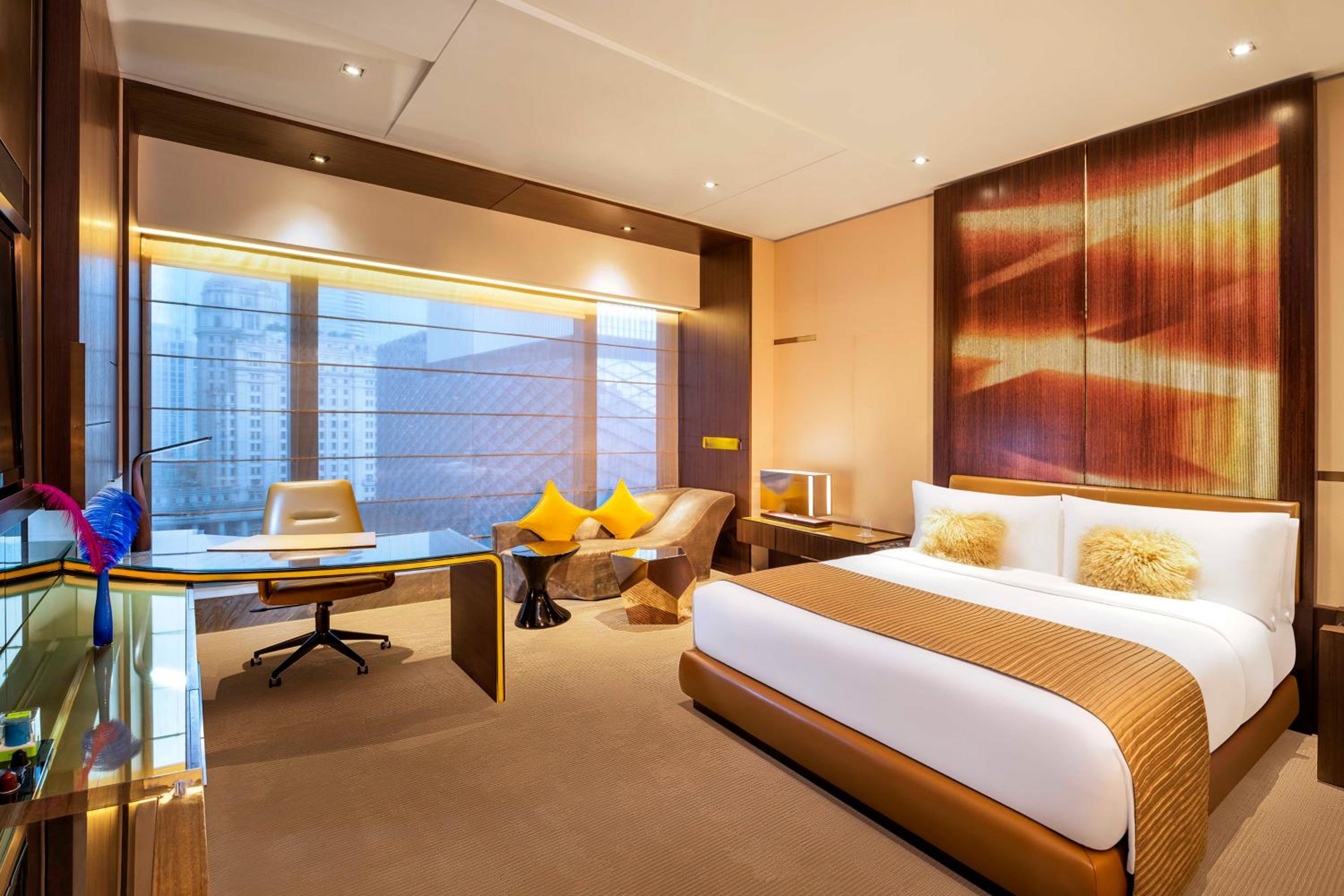 Spectacular, King Bed