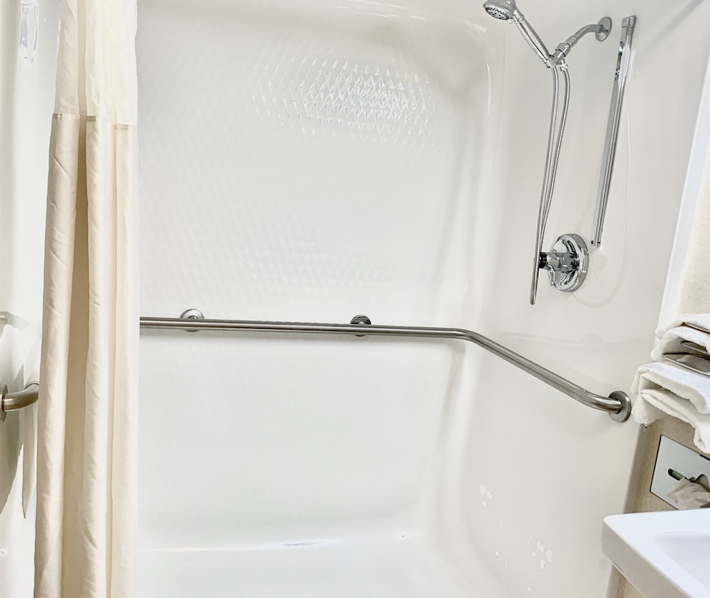 Quality Inn Macomb Near University Area 14/38