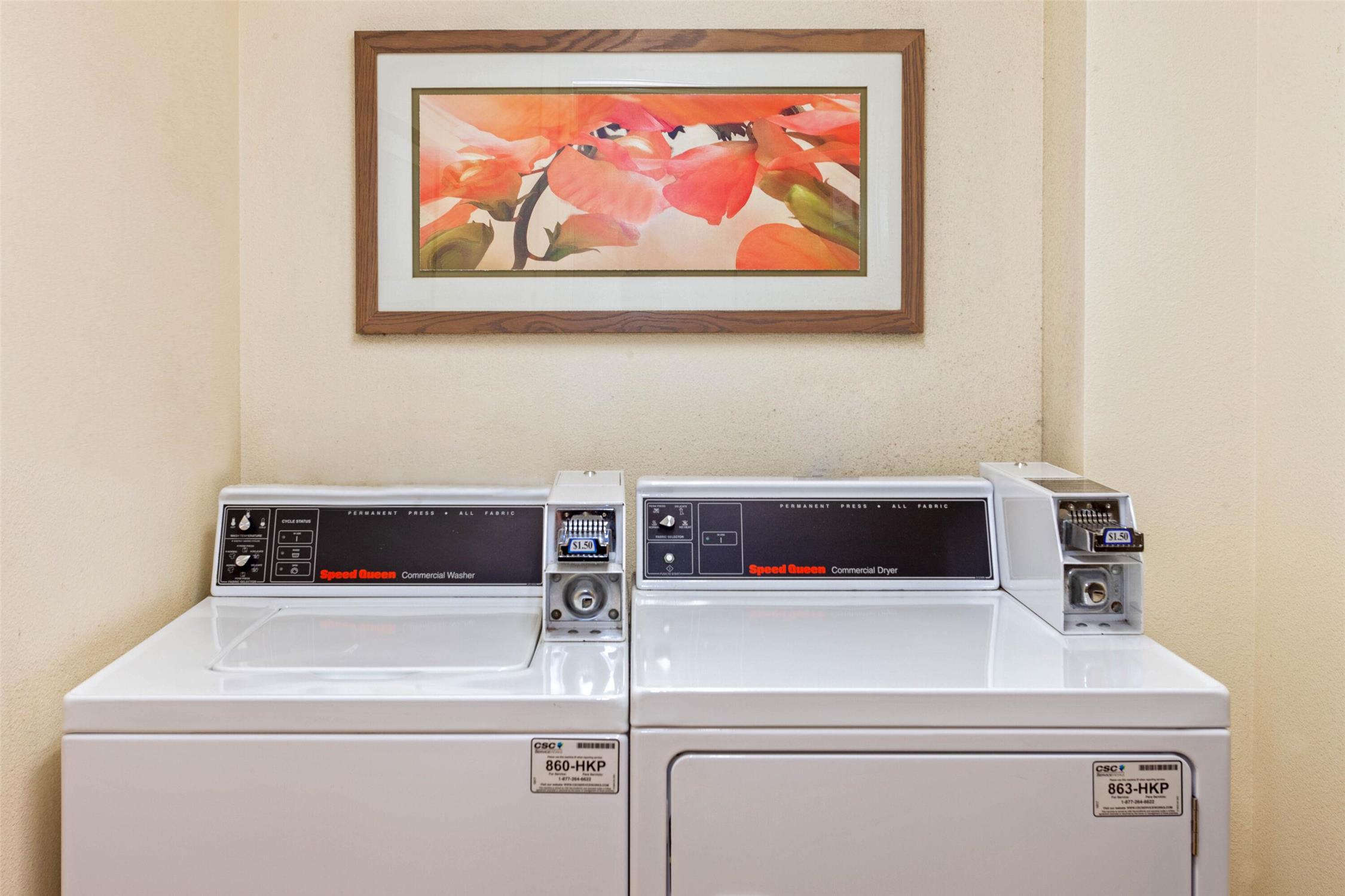 La Quinta Inn Milwaukee Airport/Oak Creek 52/53