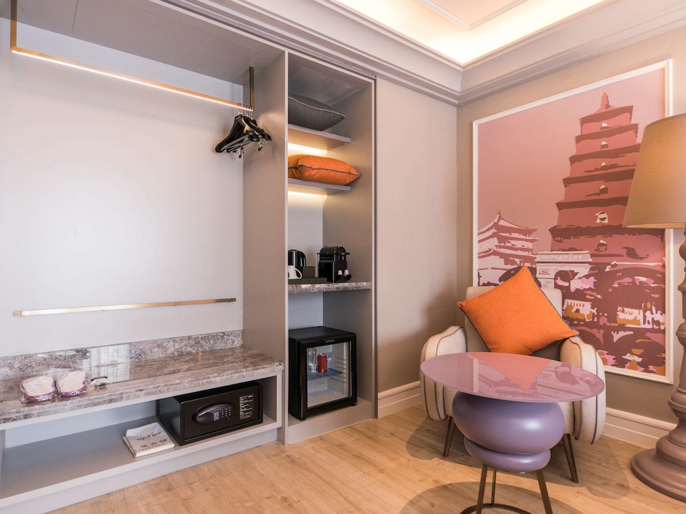 Mercure Xian Downtown 52/71