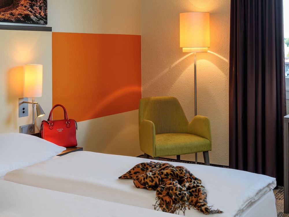 Mercure Hotel Koeln West 12/71