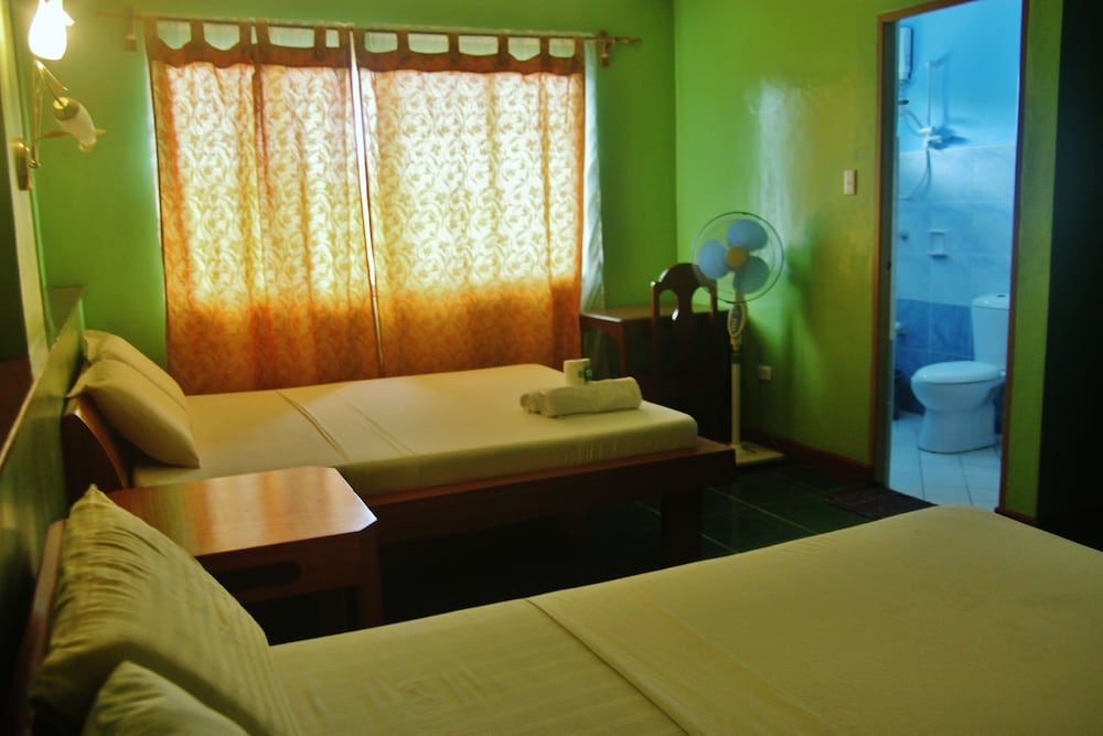 BLUE CORALS BEACH RESORT 38/66