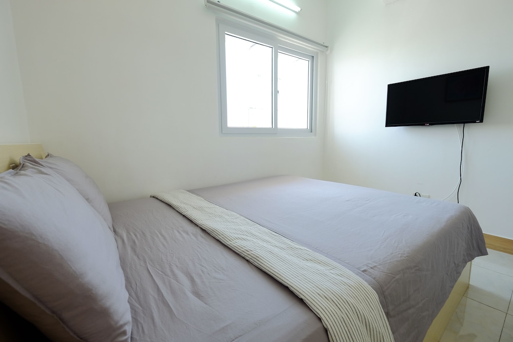 Sunrise Ocean View Apartment 16/77