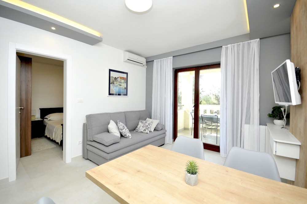 Villa Fani - Apartments And Rooms 17/50
