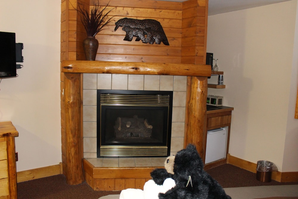 Spearfish Canyon Lodge 18/75