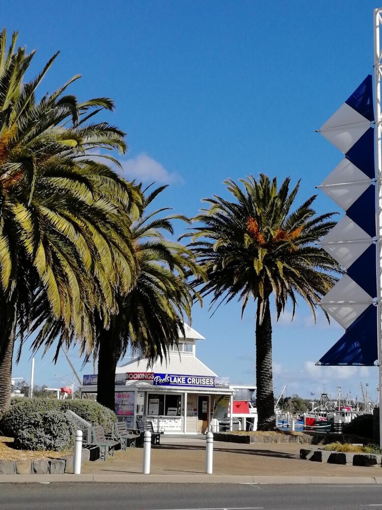 BANJO PATERSON MOTOR INN 6/50
