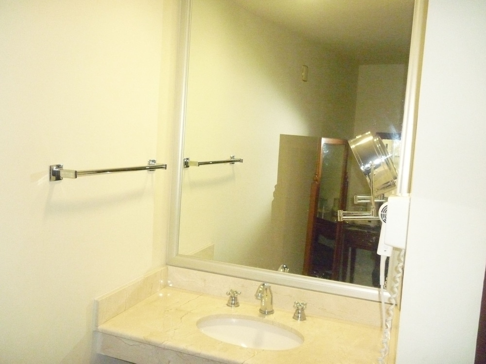 Hotel Hacienda de los Angeles 31/31