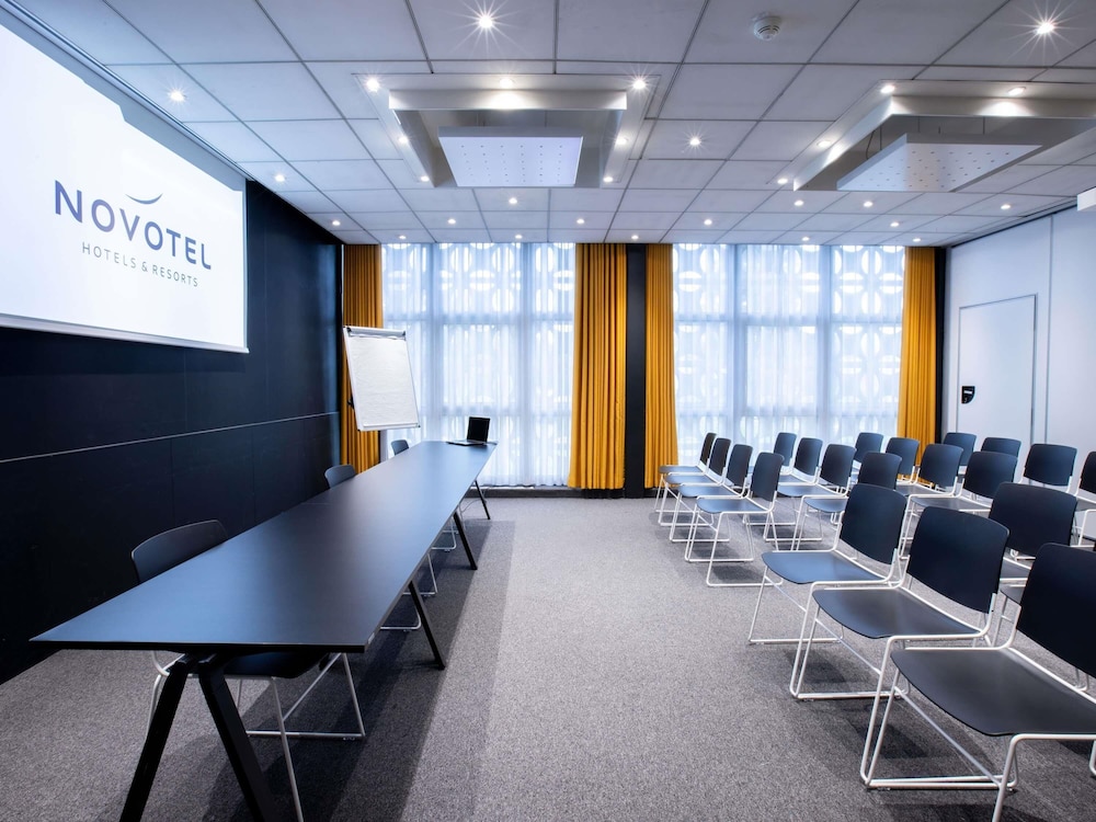 Novotel Mulhouse Bale Fribourg 39/50