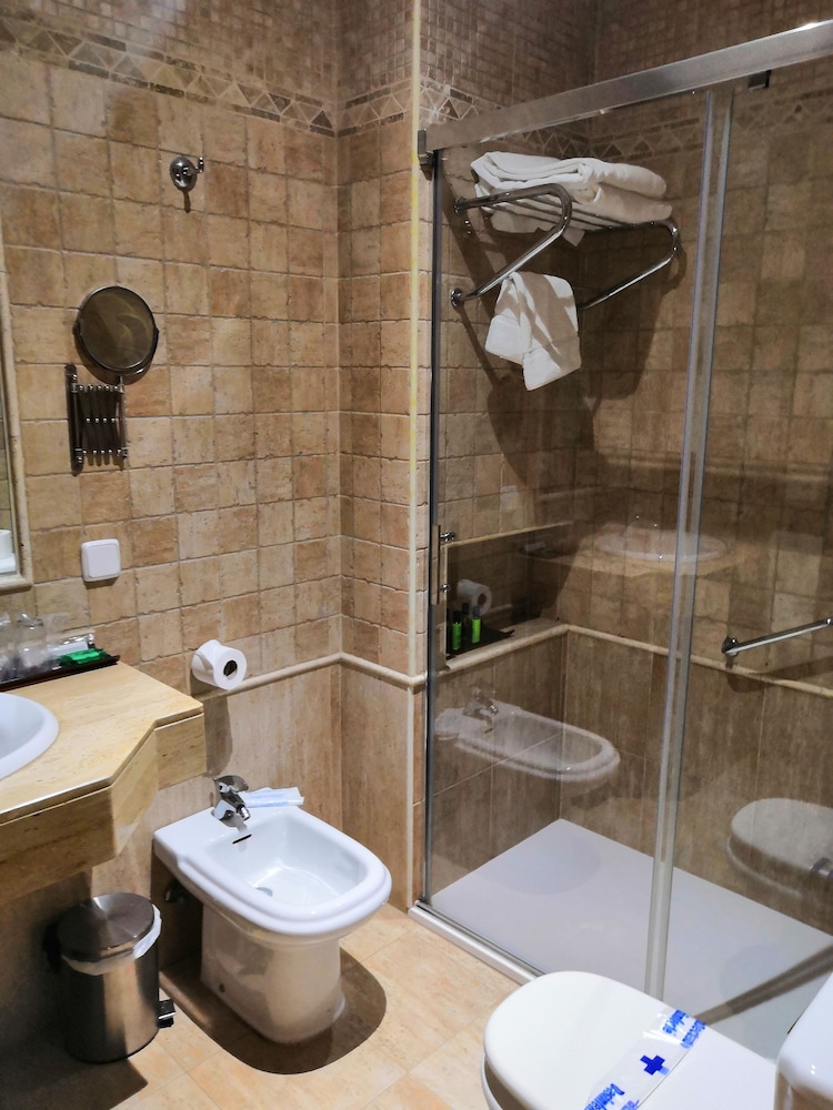 Hotel Marisma Sancti Petri 38/38