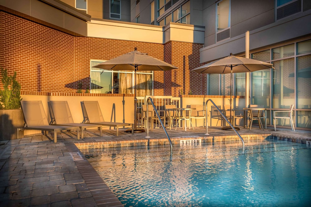 Hampton Inn Suites Tallahassee Capital University Fl 4/62