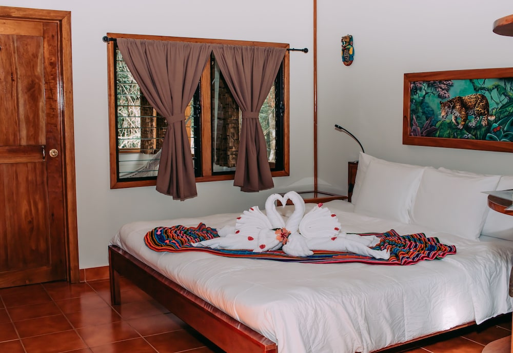 Mariposa Jungle Lodge 16/50