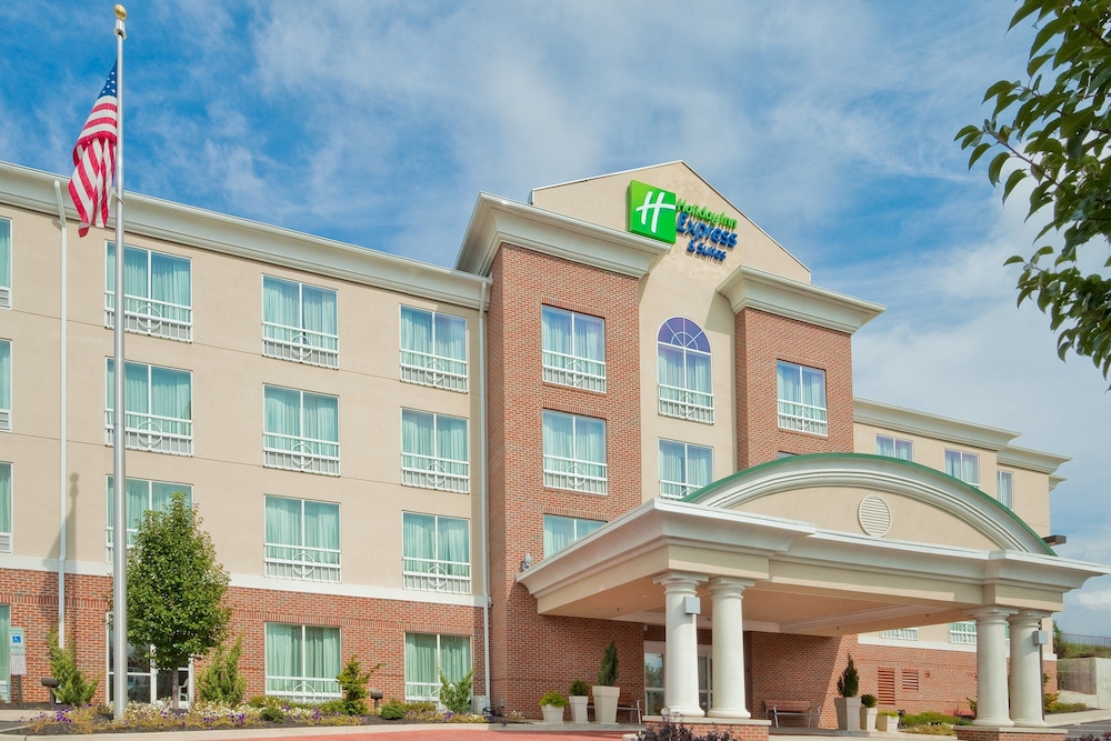Holiday Inn Express Hotel & Suites Bethlehem 3/72