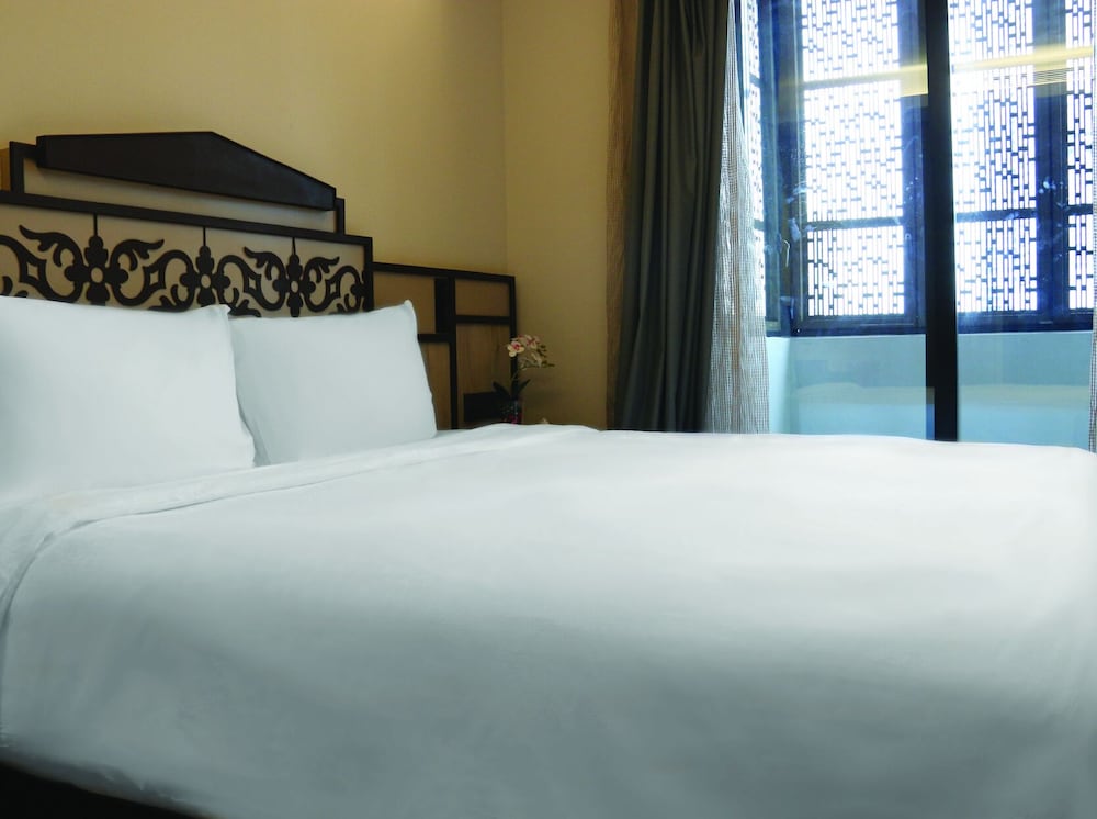 Aqueen Prestige Hotel Lavender 7/26