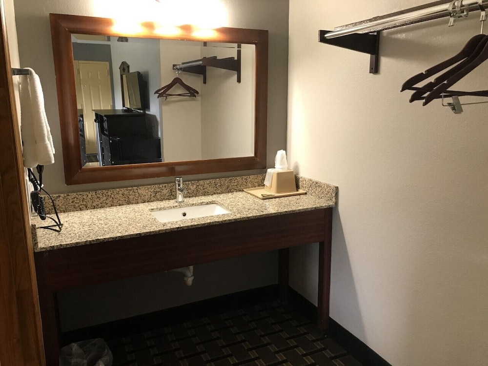 Western Motel, Thomasville 27/56