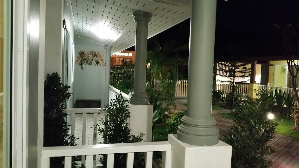 Baan Penny 10/55