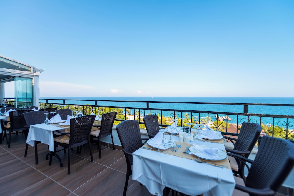 Amara Comfort Resort 20/40