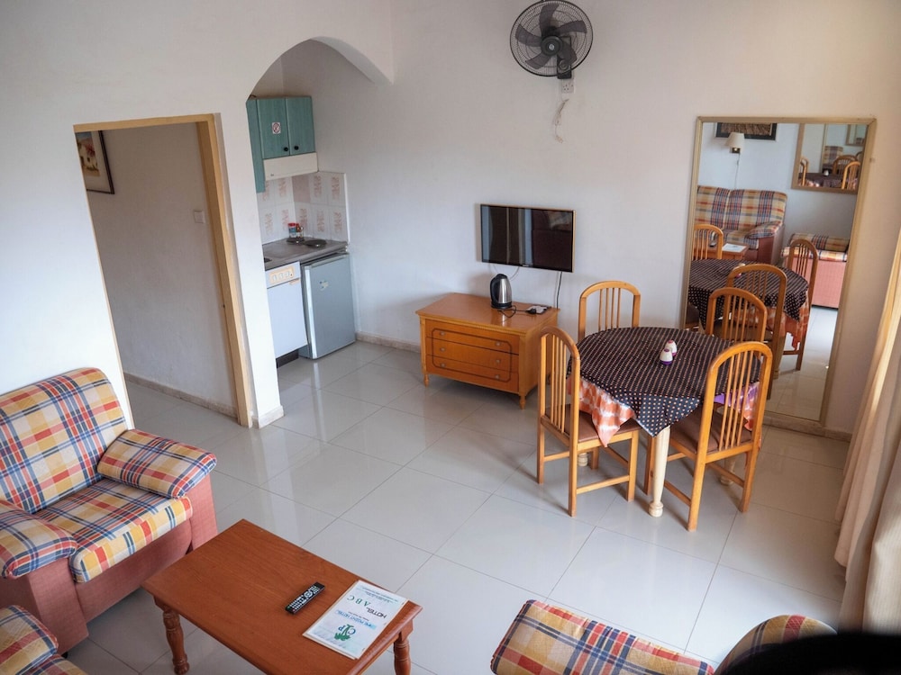 Cape Point Hotel 47/76