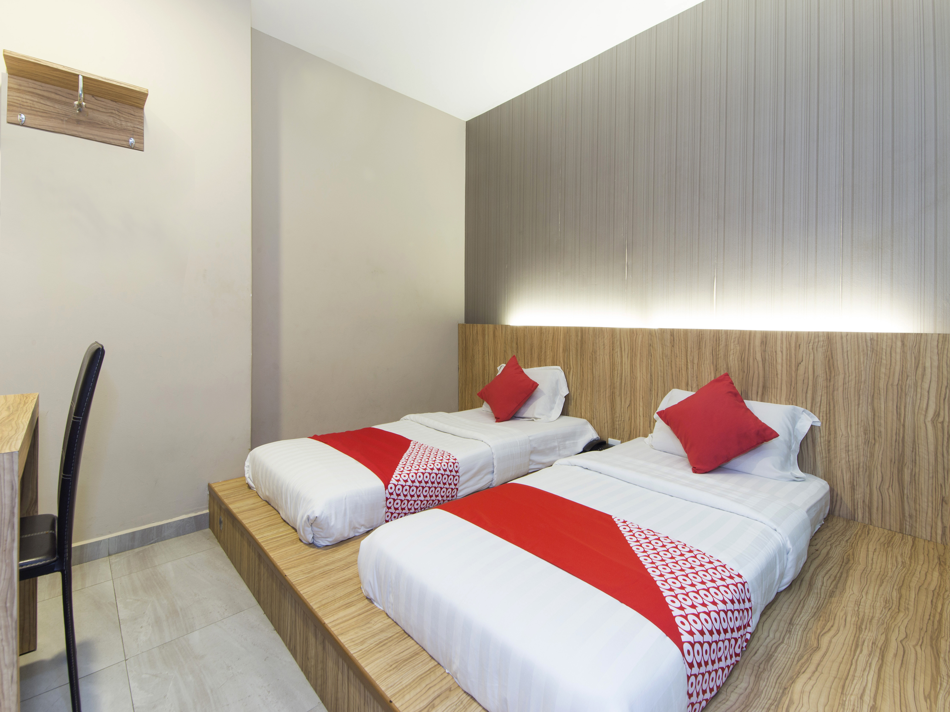 OYO 340 Comfort Hotel 18/41