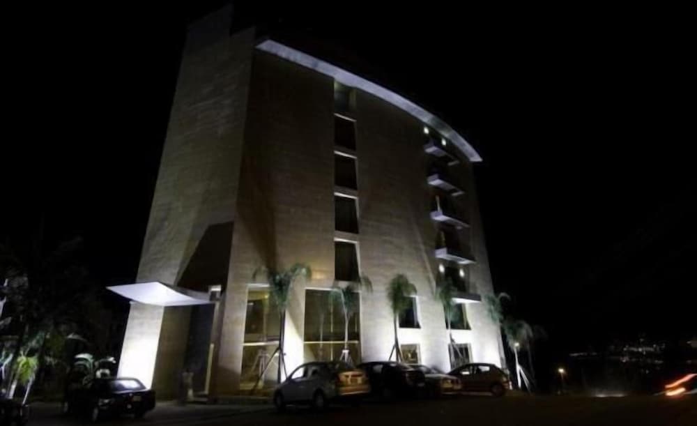 Sunrise Hotel in JOUNIEH