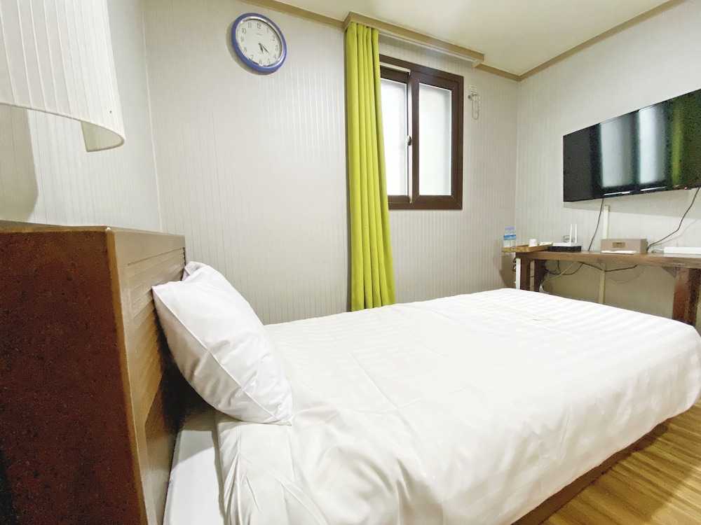 Myeongdong Merlin Hotel 15/65