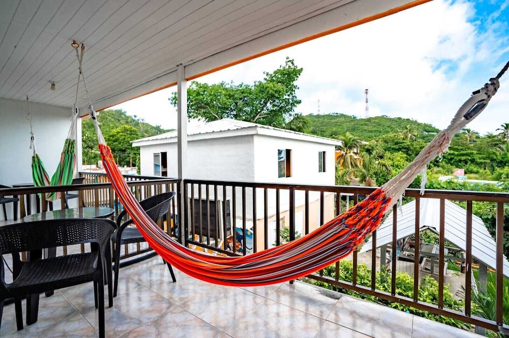 Hotel El Pirata Morgan Providencia 20/23