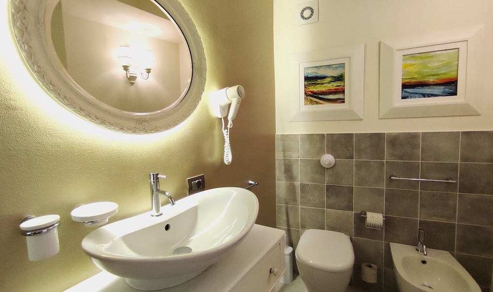 Dimora Bellini Luxury Rooms And Breakfast 45/50