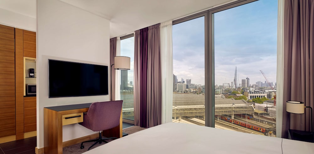 Park Plaza County Hall London 56/66