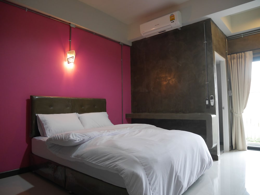 STANDARD, DOUBLE BED