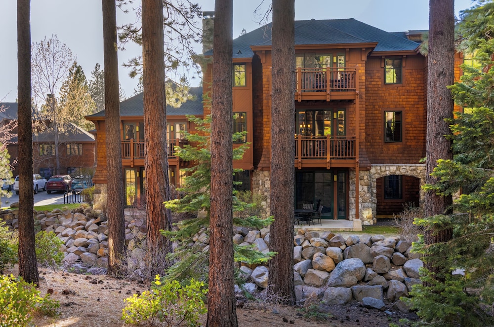 Hyatt Residence Club Lake Tahoe High Sierra Lodge 2/62