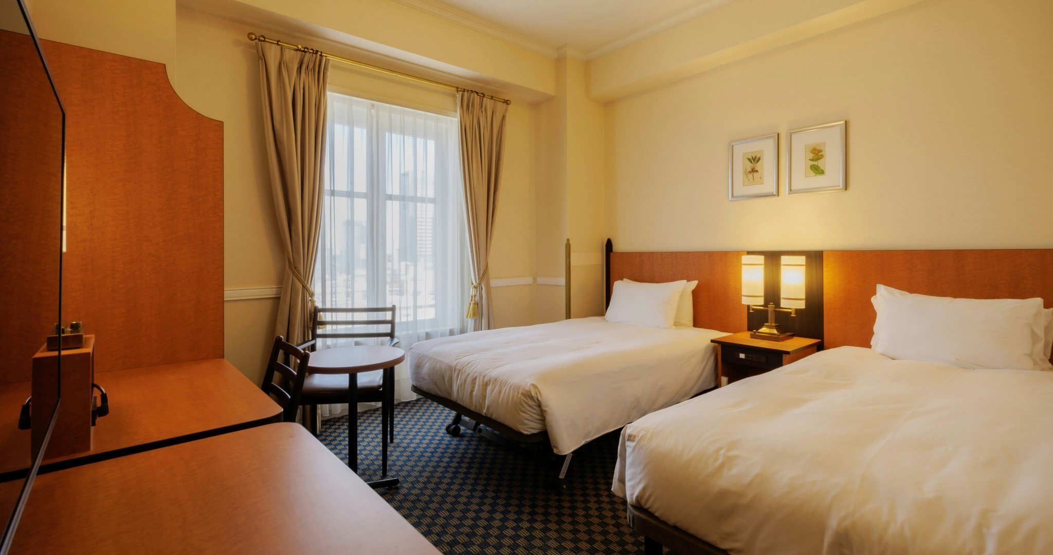 Economy, Twin Beds, Luxury Floor