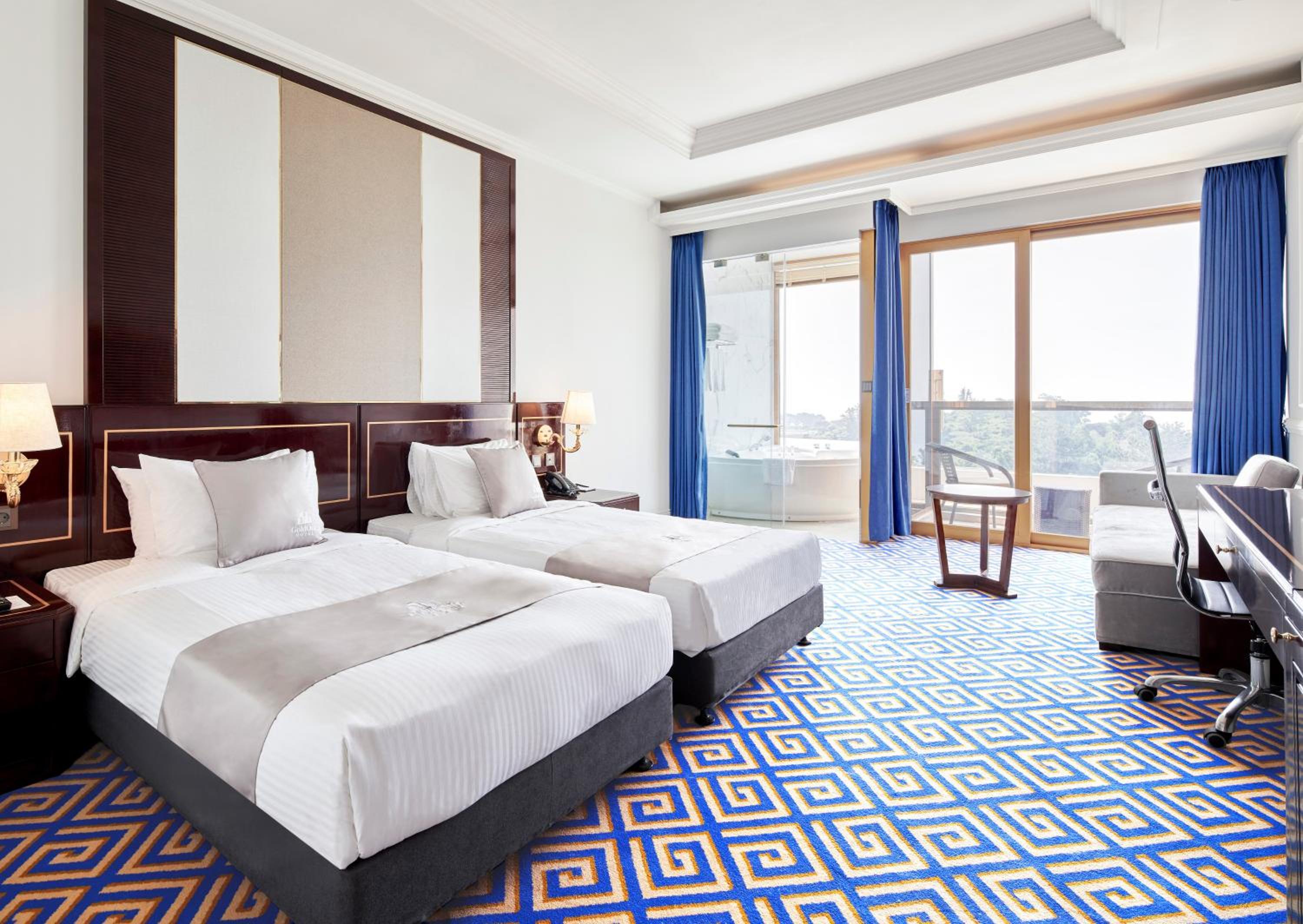 Room, Twin Beds, Ocean View, Hot Tub