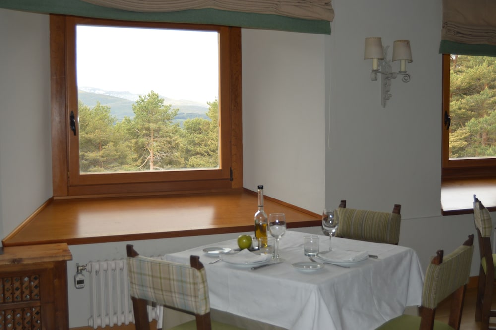 Parador De Gredos 32/49