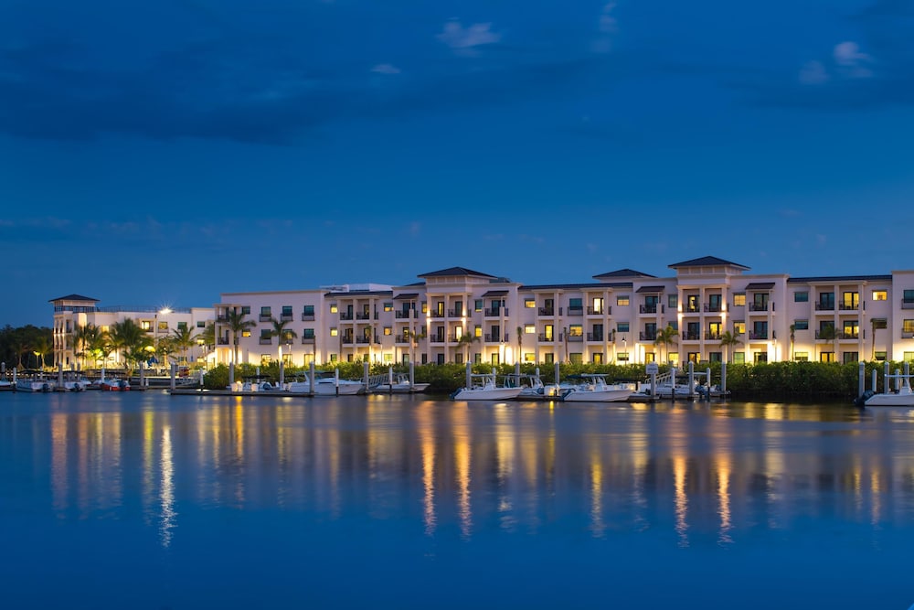 HYATT HOUSE NAPLES/5TH AVENUE 71/75
