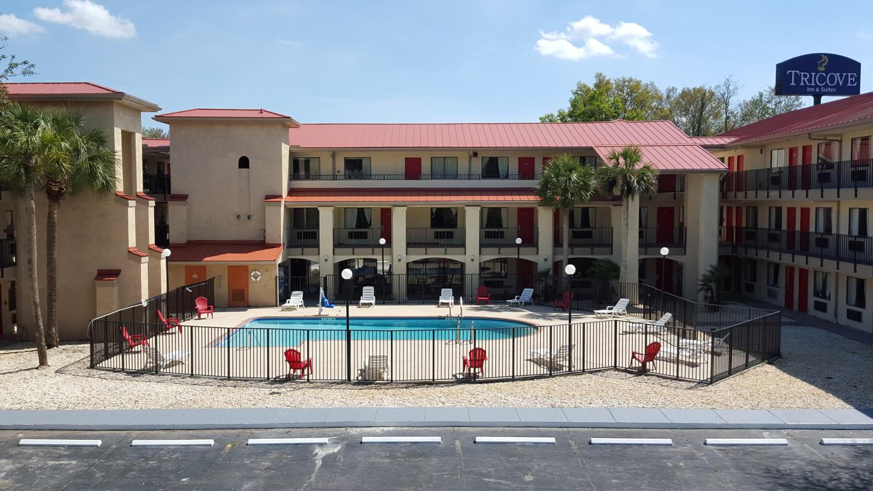 Tricove Inn and Suites 11/36
