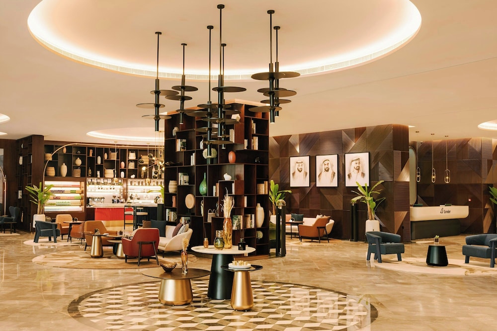 Aura Suites Downtown 29/48