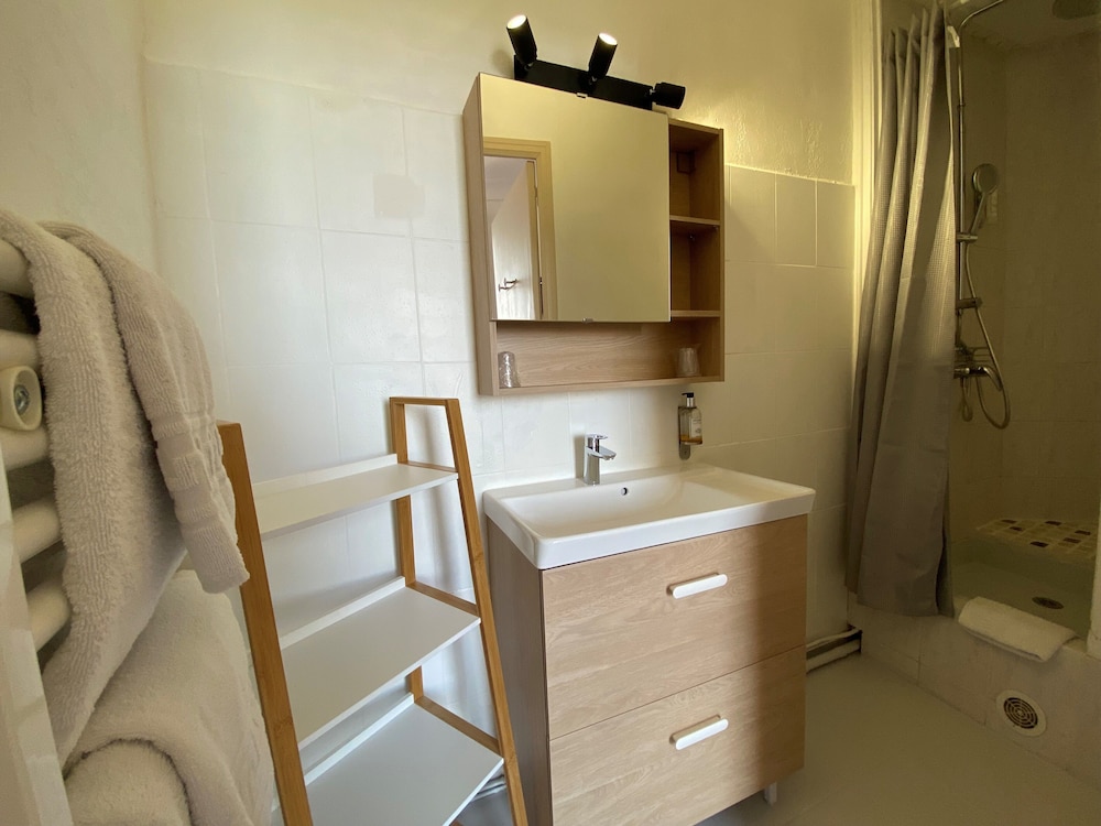 Hotel La Bellaudiere 36/37