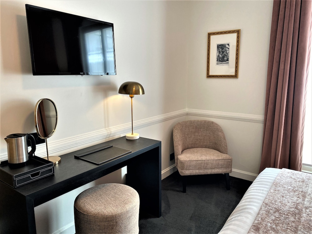 Hotel Le Cercle Tour Eiffel 28/50