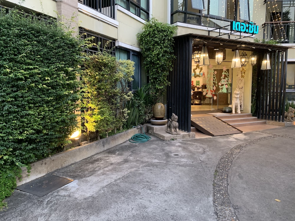 The XYM Hotel 25/26