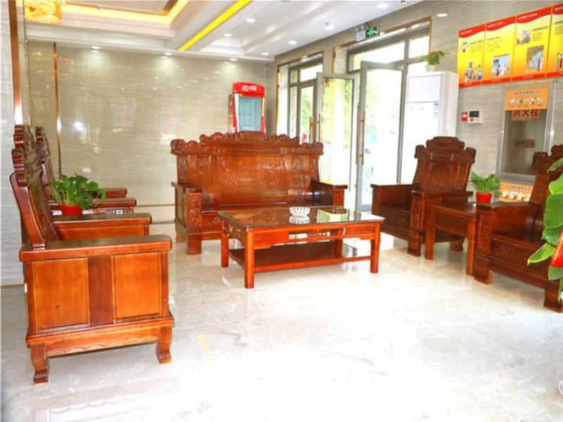 Lobby at GreenTree Inn Chizhou Dongzhi County Lishan Xiushui Express Hotel, CHIZHOU