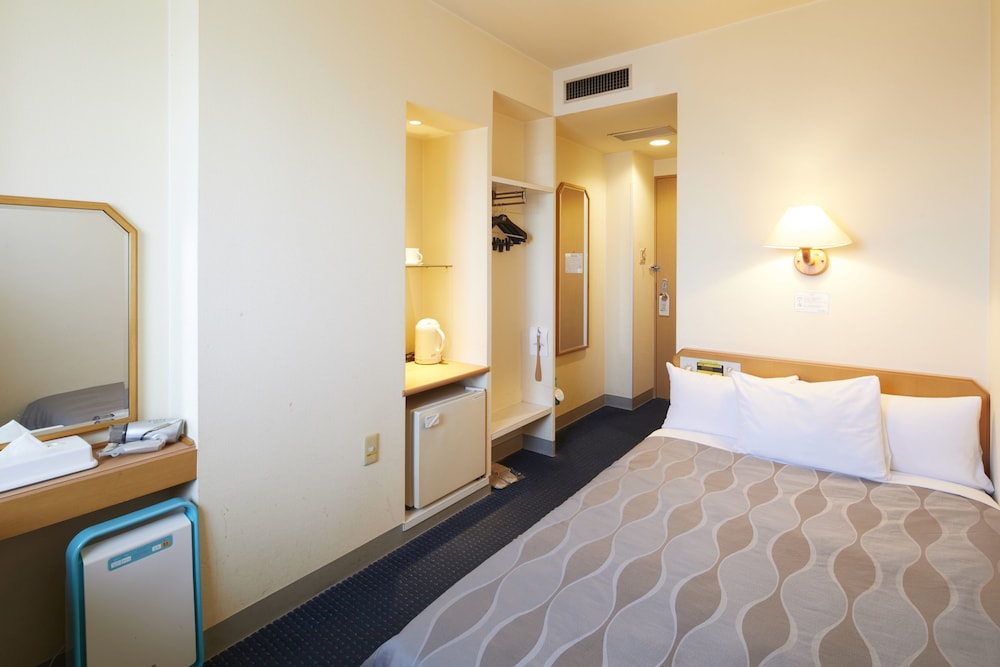 ROOM, DOUBLE BED, SMOKING