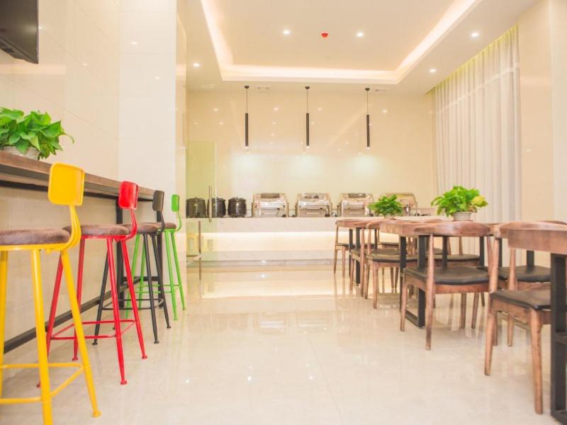 GreenTree Inn Yangzhou Jiangdu Xiaoji Town South Zhongxing Road Express Hotel 15/21