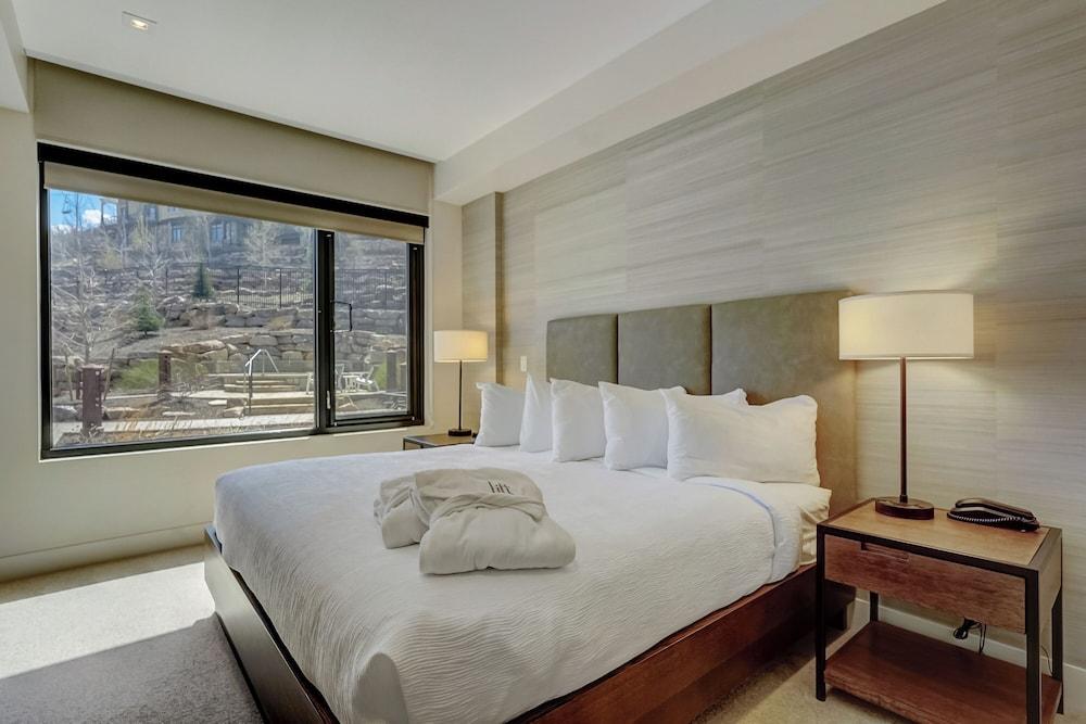Condominium, 2 Bedrooms