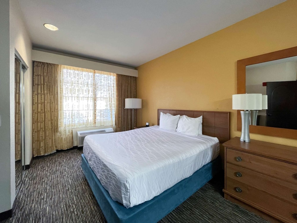 Elkira Court Motel 13/58